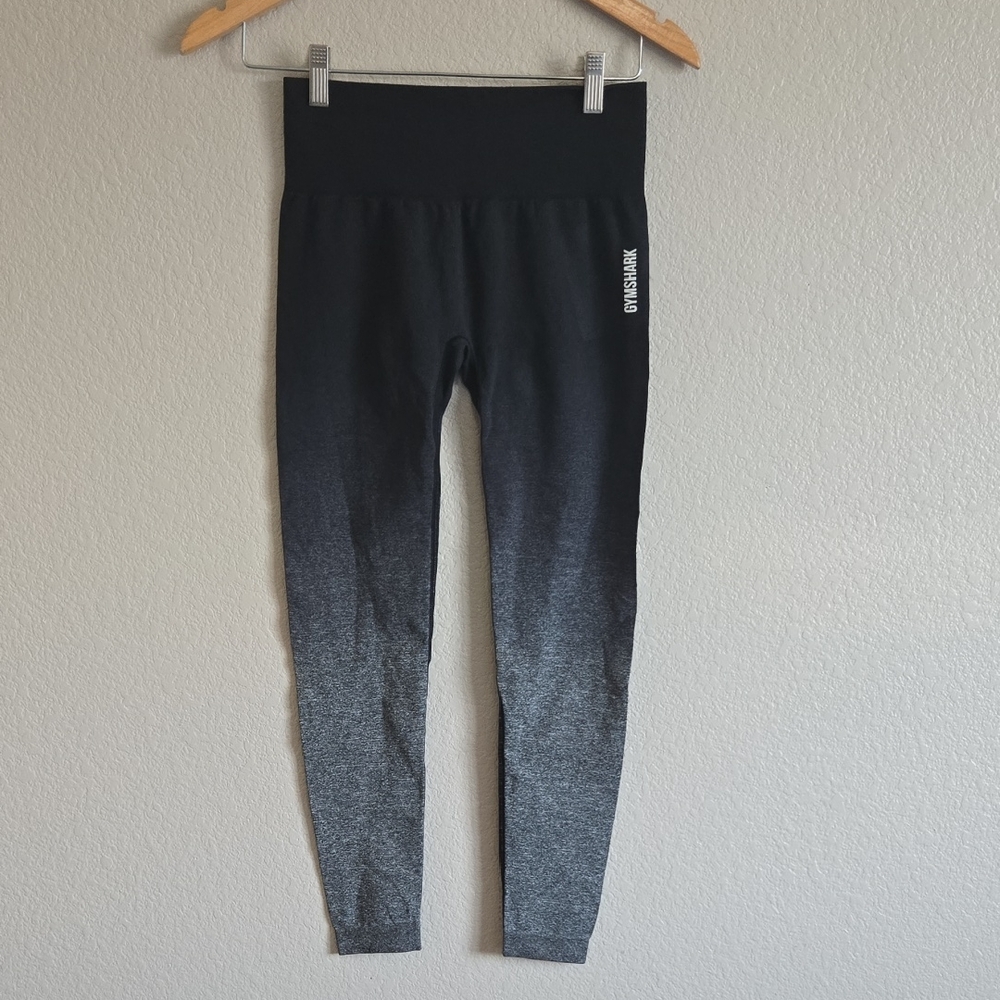 Gymshark Gradient Black and Gray Leggings